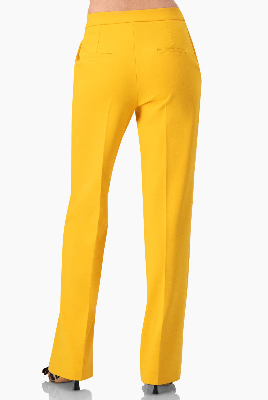 Pantalón sastreado amarillo recto con bolsillos laterales