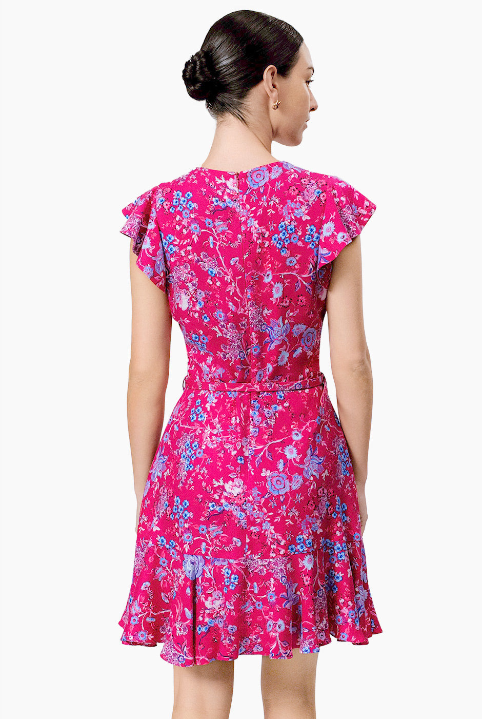 Vestido corto fucsia con estampado floral y manga olan