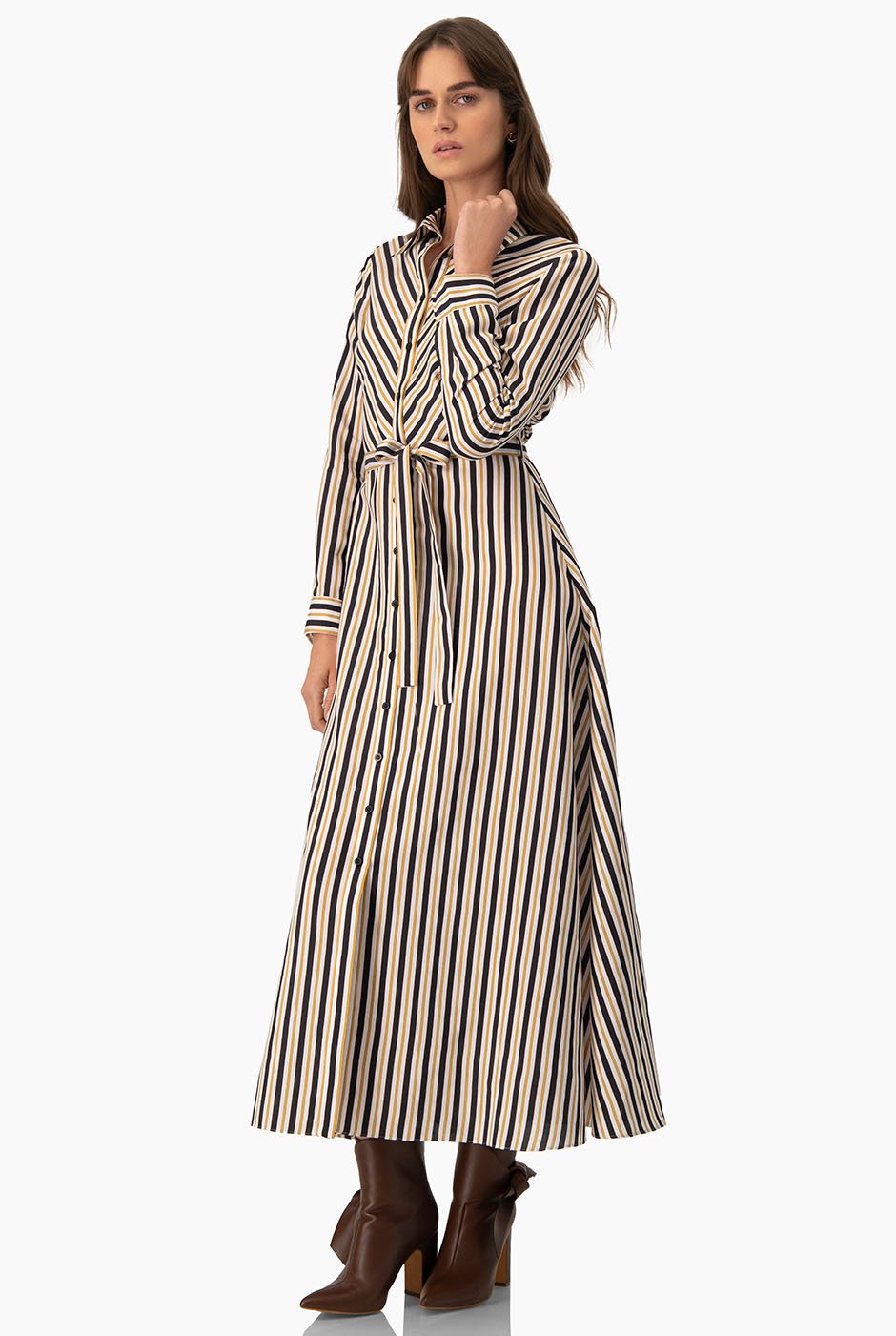 Vestido largo camisero multicolor con estampado de rayas y cinturón