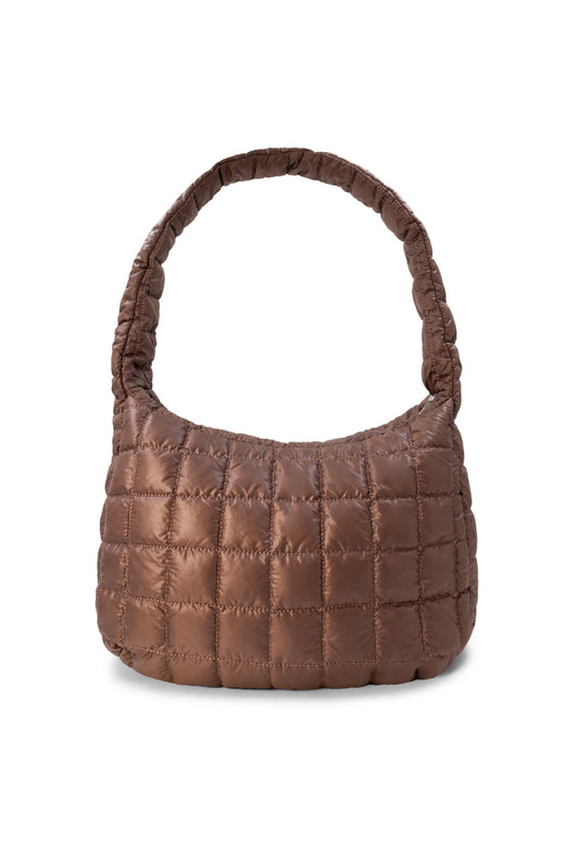 Bolsa tote acolchada café con efecto burbuja y asa al hombro